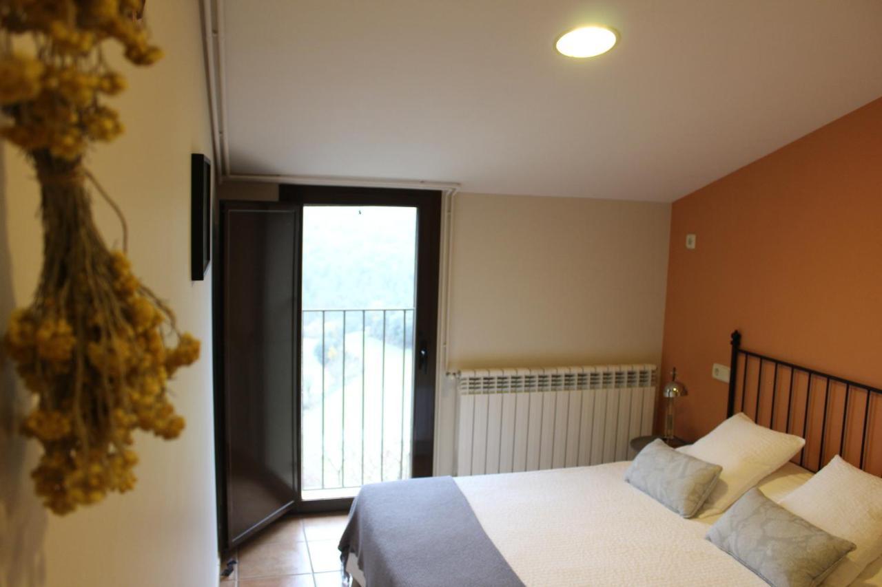 Castell De Ceuro. Hotel Rural Ogern Экстерьер фото